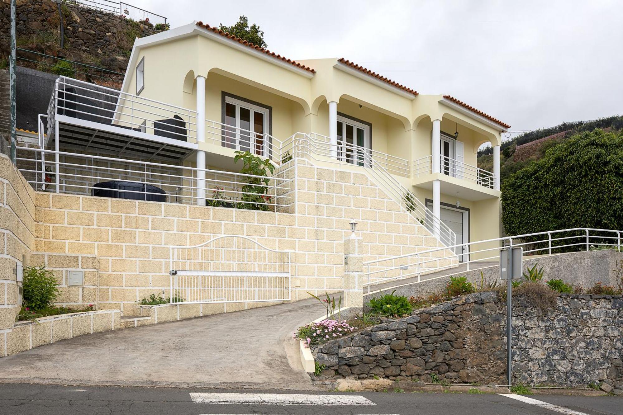 Up The Hill, Conforto E Bem Estar Villa Ponta do Sol  Esterno foto